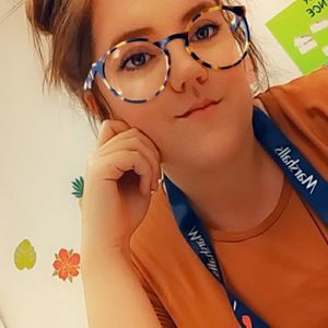 Meet your Posher, Elizabeth